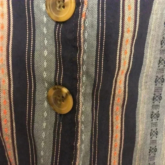 RD + koko button down blouse - Picture 2 of 9